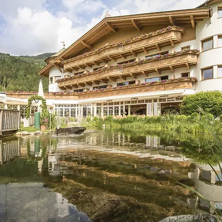 Отель Magdalena Im Zillertal - Urlaub Mit Hund Рид-им-Циллерталь