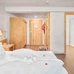 Magdalena Im Zillertal - Urlaub Mit Hund 齐勒河谷的里德