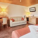 酒店 Magdalena Im Zillertal - Urlaub Mit Hund 齐勒河谷的里德