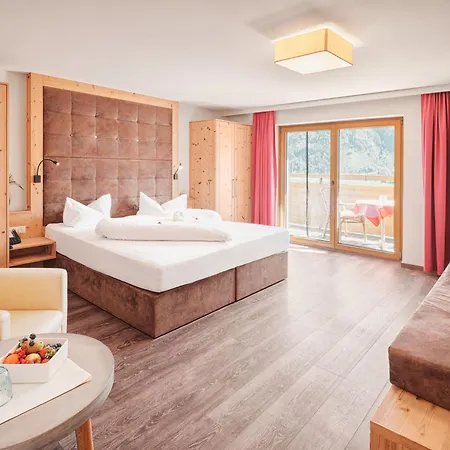 Hotel Magdalena Im Zillertal - Urlaub Mit Hund 4*